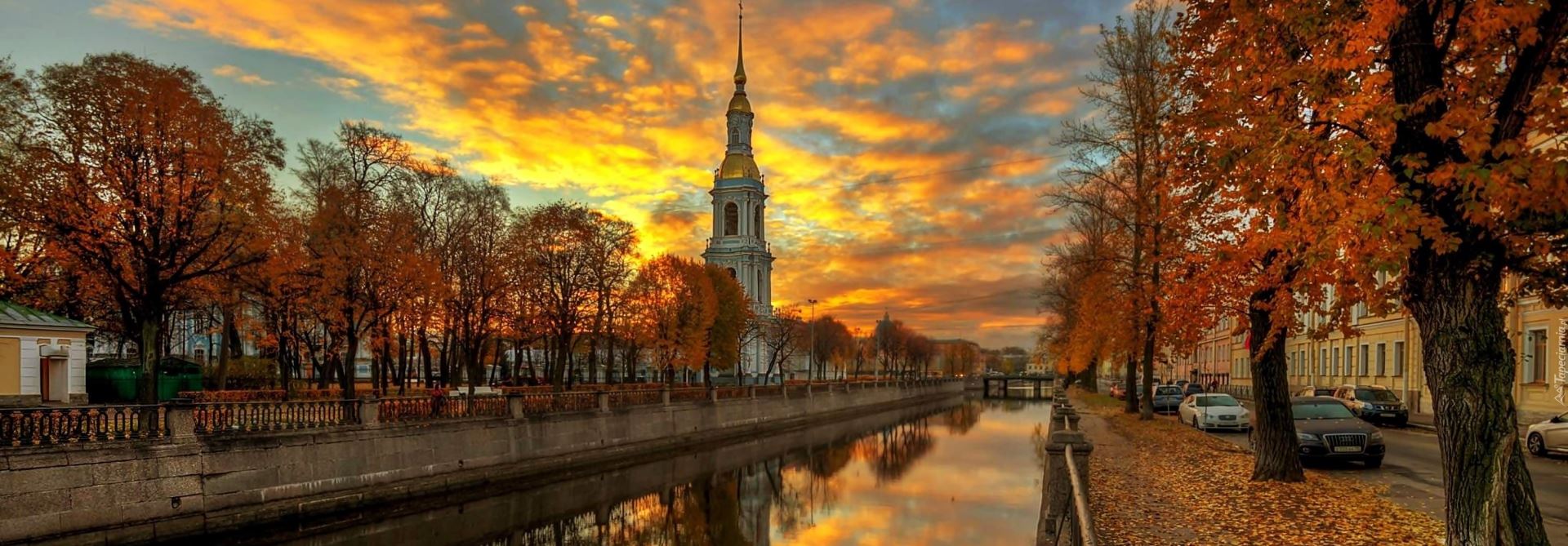 Санкт-Петербург осенью панорама